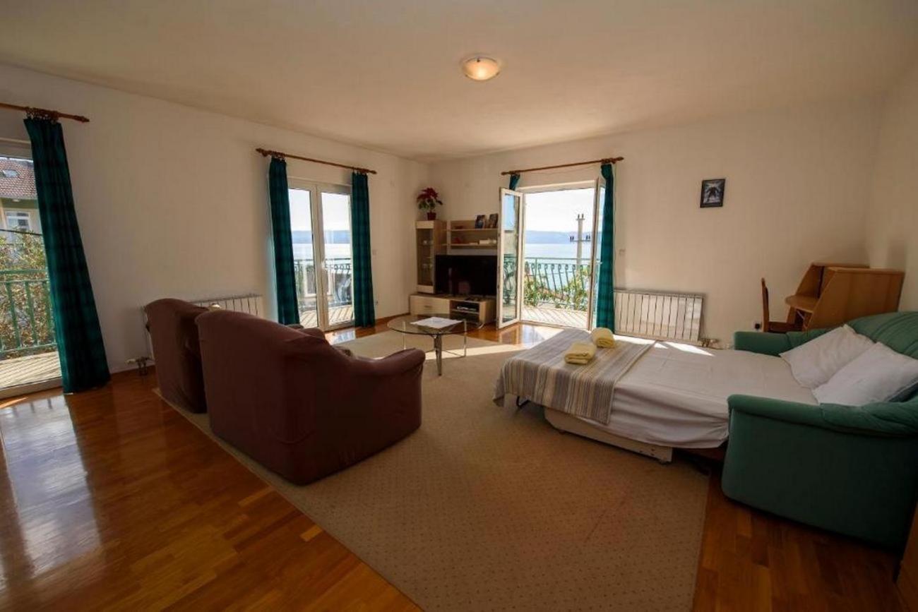 Apartments By The Sea Suhi Potok, Omis - 14555 Есенице Экстерьер фото